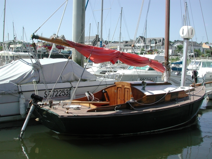 Bateau de plaisance : "Toutara" (Binic fusionnée en Binic-Etables-sur-Mer en 2016)