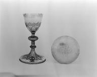 Calice, patène (2), église paroissiale Saint-Adrien (Santec)