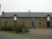 Ferme, Bazouges-sous-Hédé, la Pulirais (Bazouges-sous-Hédé fusionnée avec Hédé pour former la commune de Hédé-Bazouges en 2009)