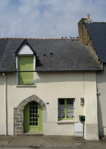 Maison, 8 place de l'Hôtel de ville (Noyal-sur-Vilaine)
