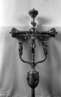 Croix de procession, église paroissiale Saint-Magloire (Mahalon)