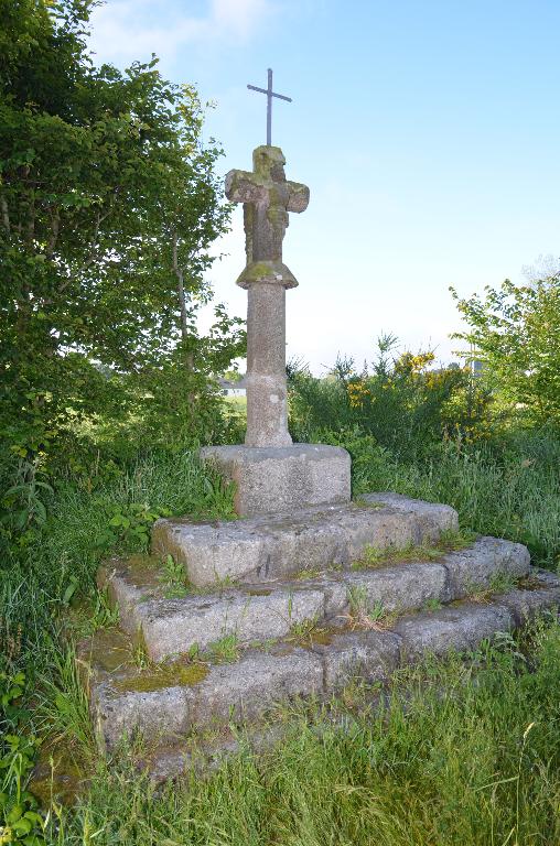 Croix de chemin de Le Réchou (Ploubezre)