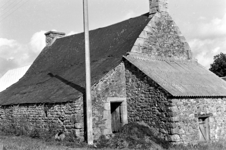 Les maisons et fermes sur la commune de Duault