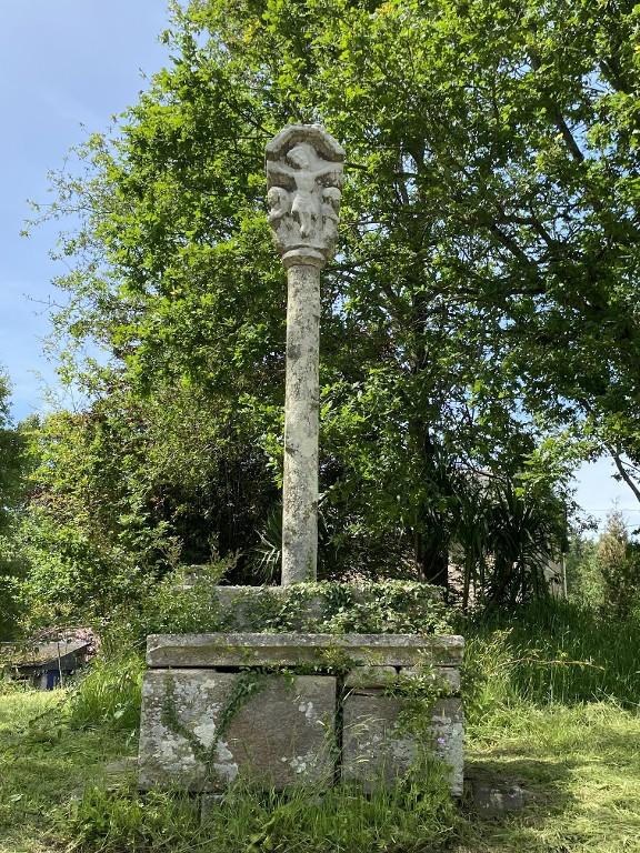 Croix monumentale, Camfroux (Guégon)