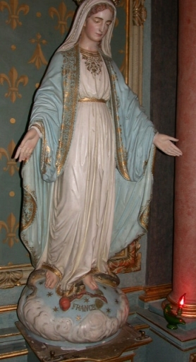 Statue avec couronne : Immaculée conception