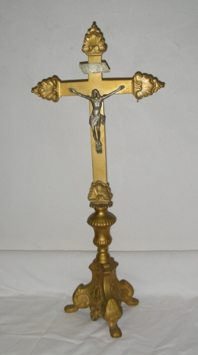 Croix d'autel 4