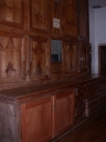 Meubles de sacristie : chasublier, armoire, confessionnal
