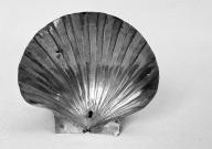 Coquille de baptême, église paroissiale Saint-Pierre (Pleumeur-Gautier)