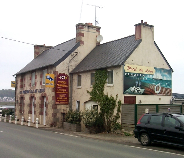 Maison, route de Perros (Louannec)