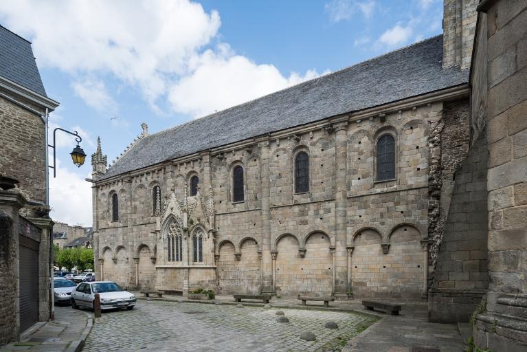 Église paroissiale Saint-Sauveur, érigée Basilique Saint-Sauveur en 1954 (Dinan)