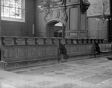 Stalle, 21, banc de choeur (3), église paroissiale Saint-Sulpice (Fougères)