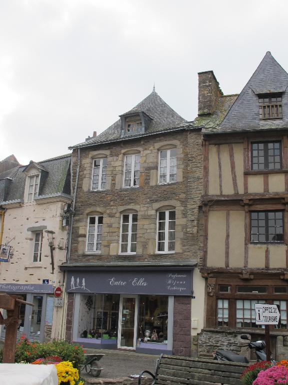 Maison, 1 place du Bouffay (Malestroit)