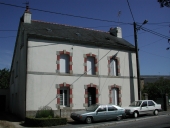 Ancienne ferme, 20-22 Grande Rue (Bains-sur-Oust)