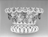 Jardinière à fleurs, église paroissiale Notre-Dame (Landavran)