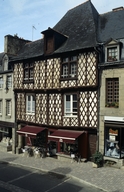 Maison de commerçant, 21 rue Olivier de Clisson (Josselin)