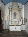 Autel, retable (autel secondaire, autel tombeau, retable architecturé à niche), église paroissiale Saint-Juvat (Saint-Juvat)