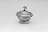 Ciboire des malades 1, basilique Notre-Dame-du-Roncier (Josselin)