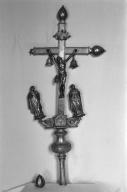 Croix de procession (2), église paroissiale Saint-Milliau (Plonévez-Porzay)