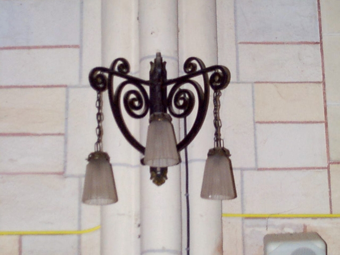 Luminaires (10) (Campel fusionnée en Val d'Anast en 2017)
