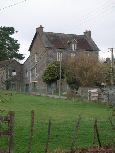 Maison, les Chaussées (Saint-Pierre-de-Plesguen fusionnée en Mesnil-Roc'h en 2019)