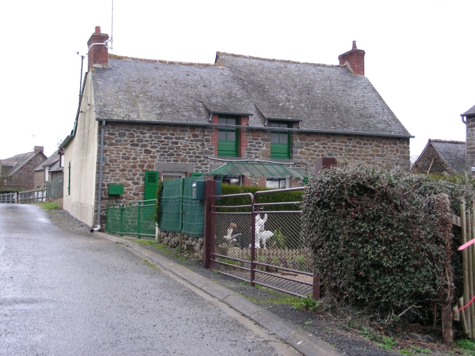 Alignement de maisons, le Verger (Miniac-Morvan)