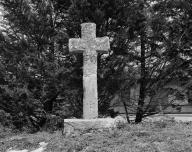 Croix de chemin, Saint-Léonard (Theix fusionnée en Theix-Noyalo en 2016)