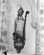Statue (d'applique, grandeur nature) : saint Eloi, église paroissiale Saint-Eloi (Mespaul)