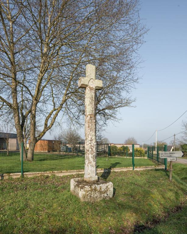 Croix de chemin, la Boule d'Or (Ercé-près-Liffré)