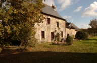 Alignement de deux logis, la Redelière (Chelun)