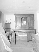 Armoire (chasublier), chapelle de Frères de la Congrégation des hommes de l'Immaculée Conception (Auray)