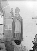 Statue (grandeur nature) : saint Isaac, chapelle Saint-Isaac de Coataudren (Langonnet)