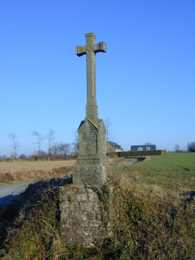 Croix de chemin, le Plessix, route départementale 108 (Domalain)