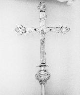 Croix de procession 1, église Saint-Pierre (Lanouée fusionnée en Forges de Lanouée en 2019)