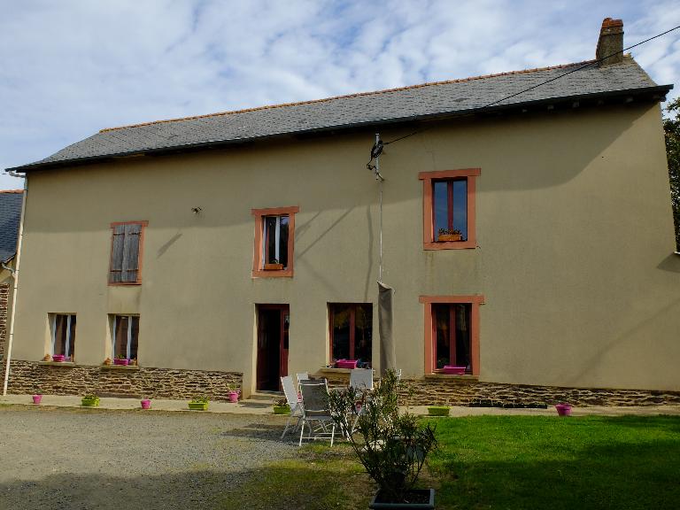 Ferme, lieu-dit Les Canrues (Cintré)
