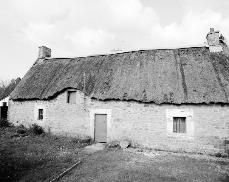Ferme, rue Jean Frélaut, Luscanen (Ploeren)
