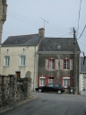Maison, 8 rue de l'Eglise (Gennes-sur-Seiche)