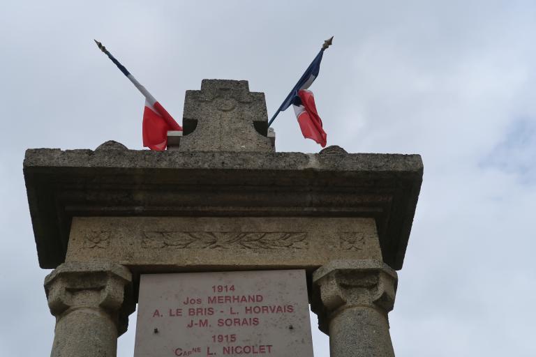 Monument aux morts (Le Sel-de-Bretagne)