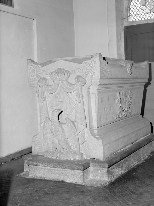 Cénotaphe : de la princesse Bacciochi, église paroissiale Notre-Dame (Colpo)