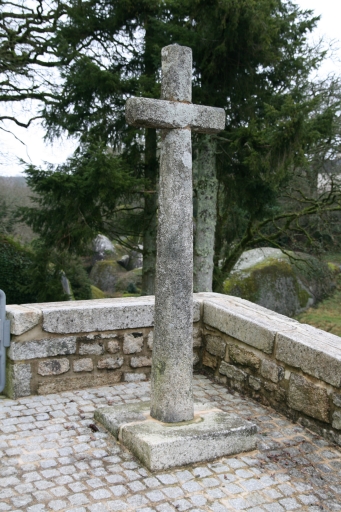 Croix, moulin du Chaos (Huelgoat)