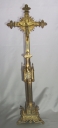 Ensemble de 2 garnitures d'autel : 2 croix d'autel, 8 chandeliers