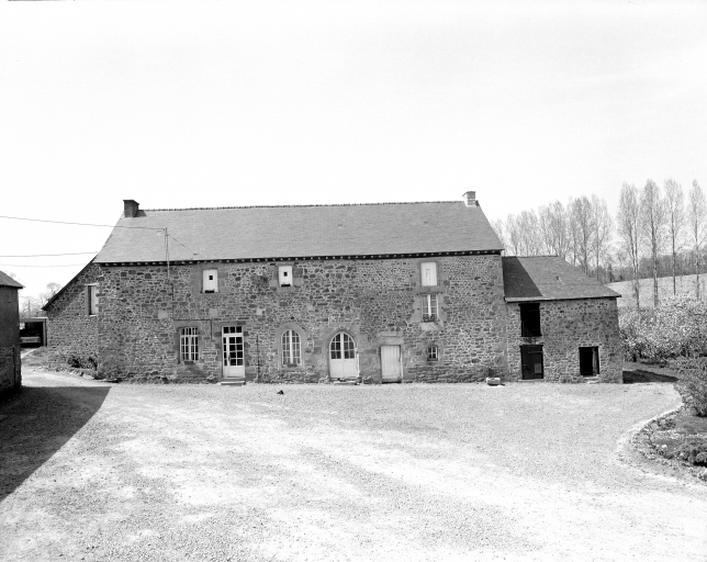 Manoir, la Ville Arnoul (Saint-Pern)