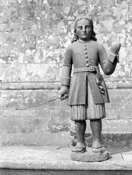 Statue (petite nature) : saint Isidore, église paroissiale Saint-Pierre (Ploërdut)