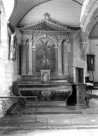 Autel, retable, tabernacle, gradin d'autel (autel secondaire, autel tombeau, retable architecturé) (n° 1), dit du purgatoire, église paroissiale Saint-Clet (Cléden-Cap-Sizun)