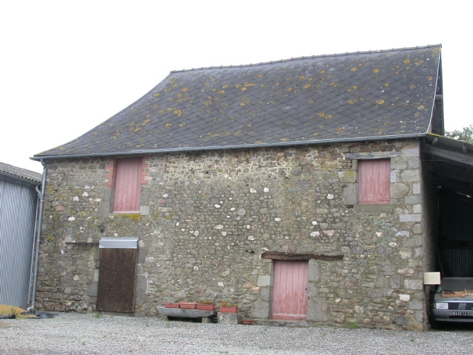 Ferme, Bazouges-sous-Hédé, la Petite Haie (Bazouges-sous-Hédé fusionnée avec Hédé pour former la commune de Hédé-Bazouges en 2009)