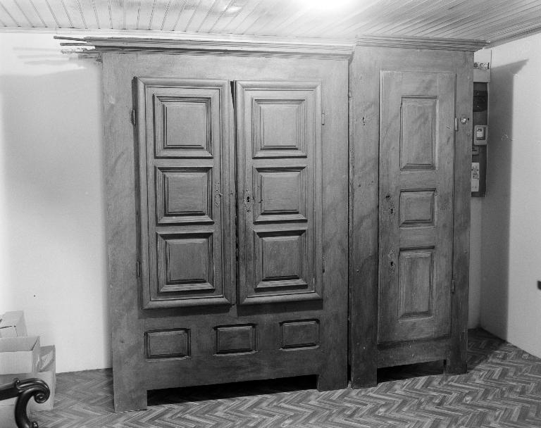 Armoire 1, chapelle Saint-Mélec (Lanouée fusionnée en Forges de Lanouée en 2019)