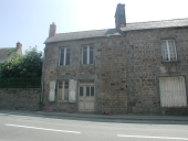 Maison, R.N. 175 (Romazy)