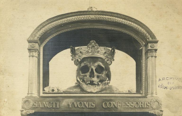Sacristie et "librairie" de la cathédrale Saint-Tugdual (Tréguier)