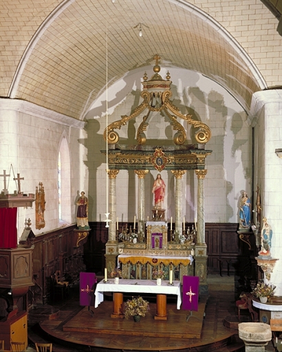 Ensemble du maître-autel (autel, tabernacle, baldaquin, 2 gradins)
