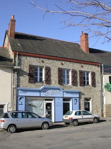 Maison, 11 place de l'Eglise (Melesse)