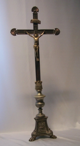 Croix d'autel 3